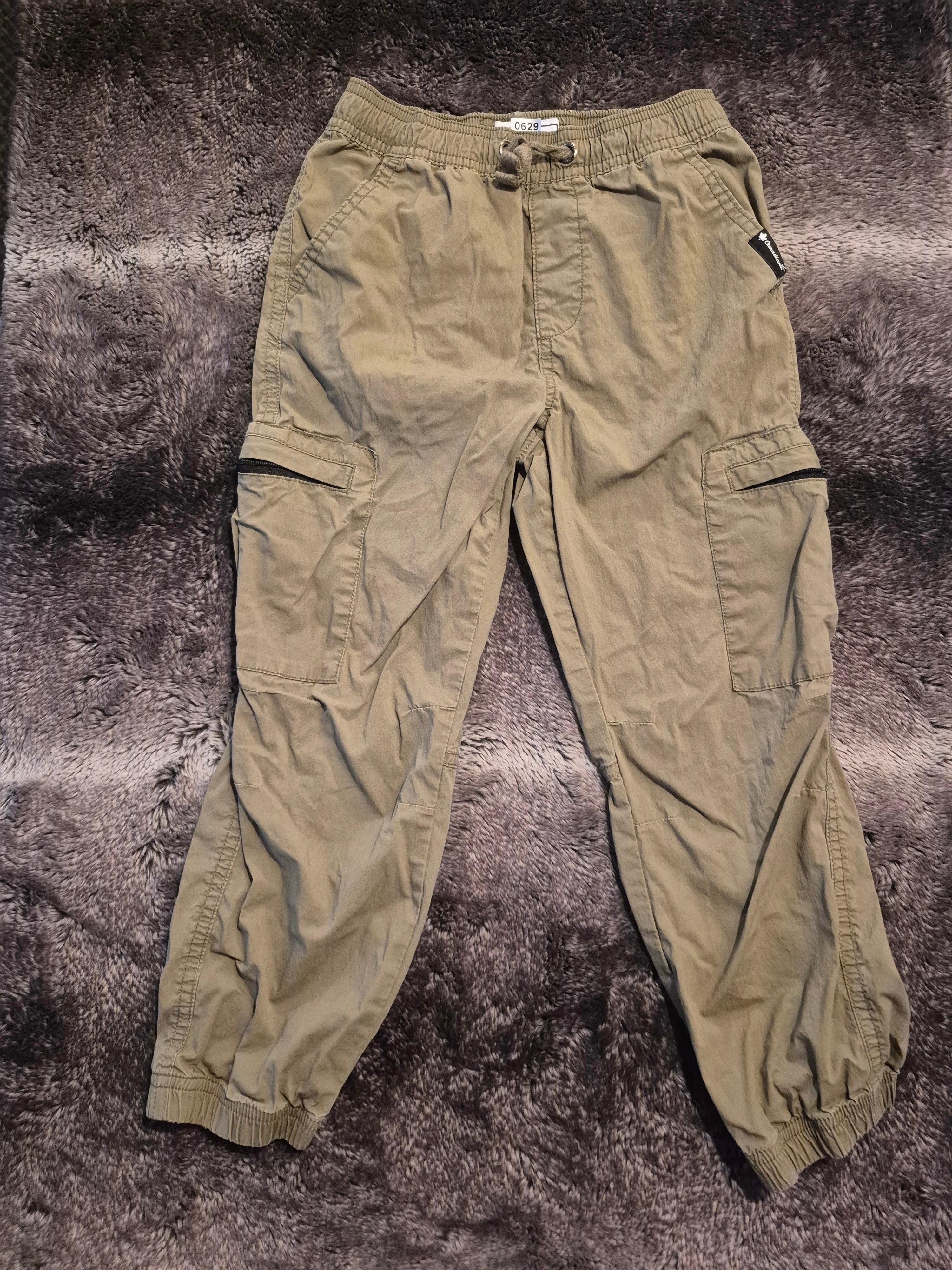 Green cargo pants