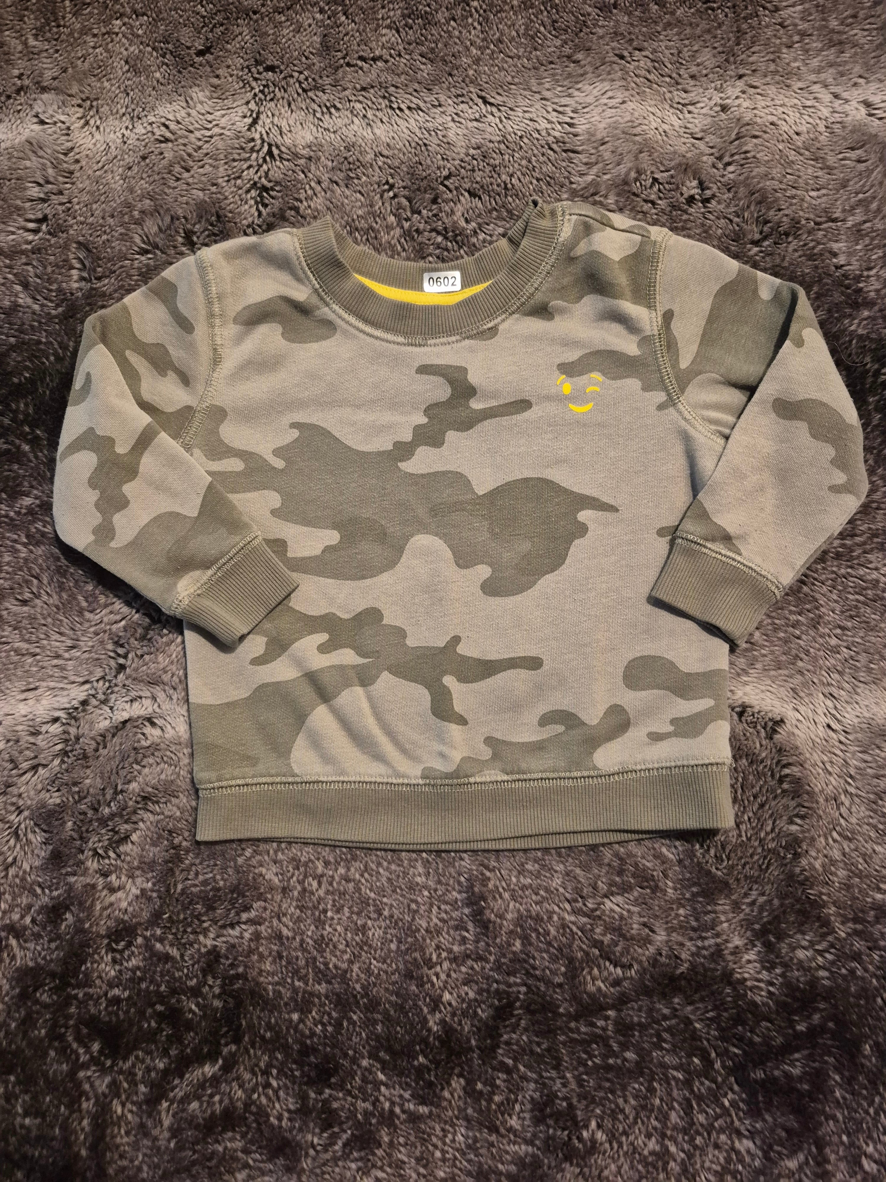 Camouflage long sleeve shirt