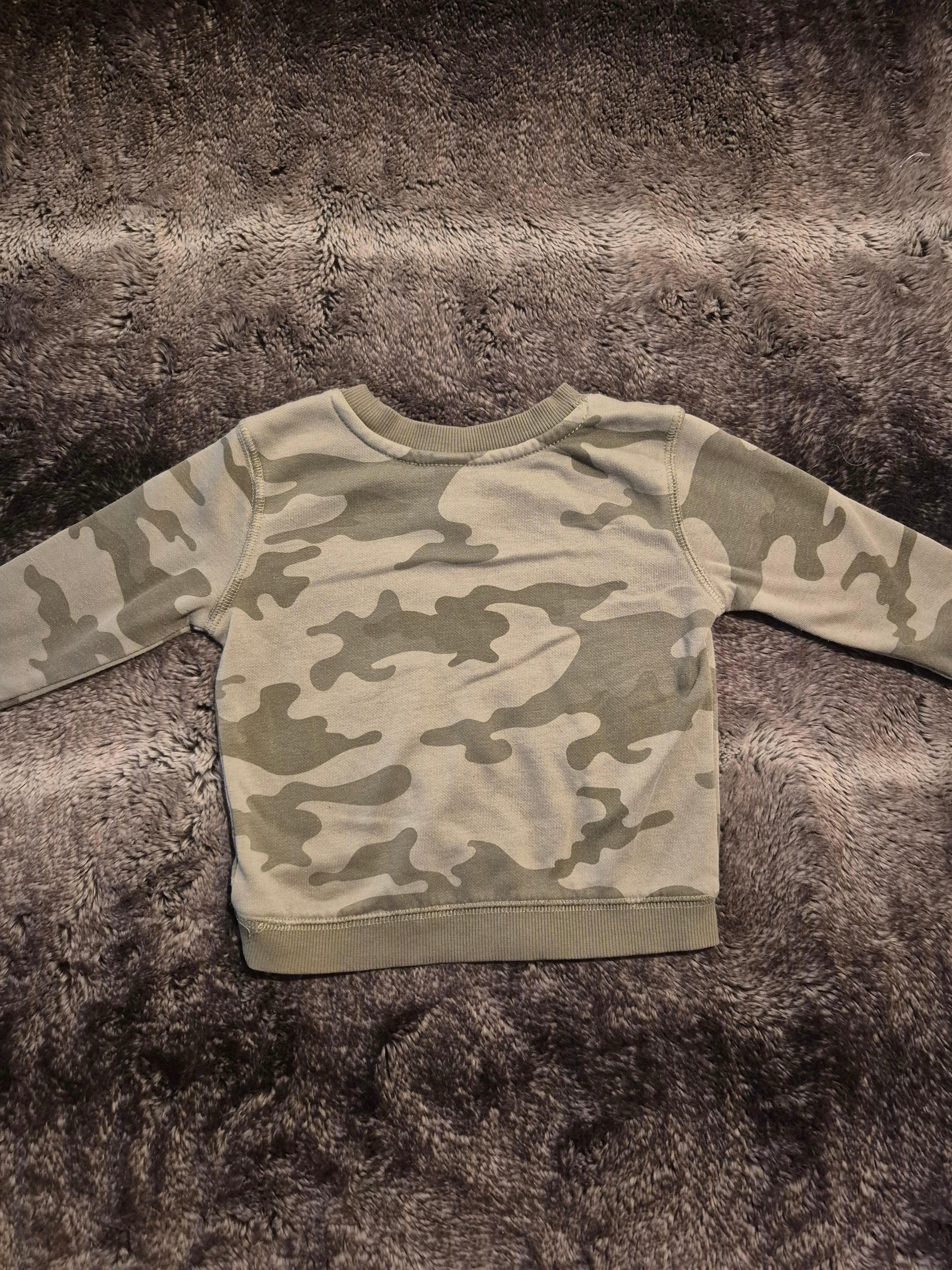 Camouflage long sleeve shirt