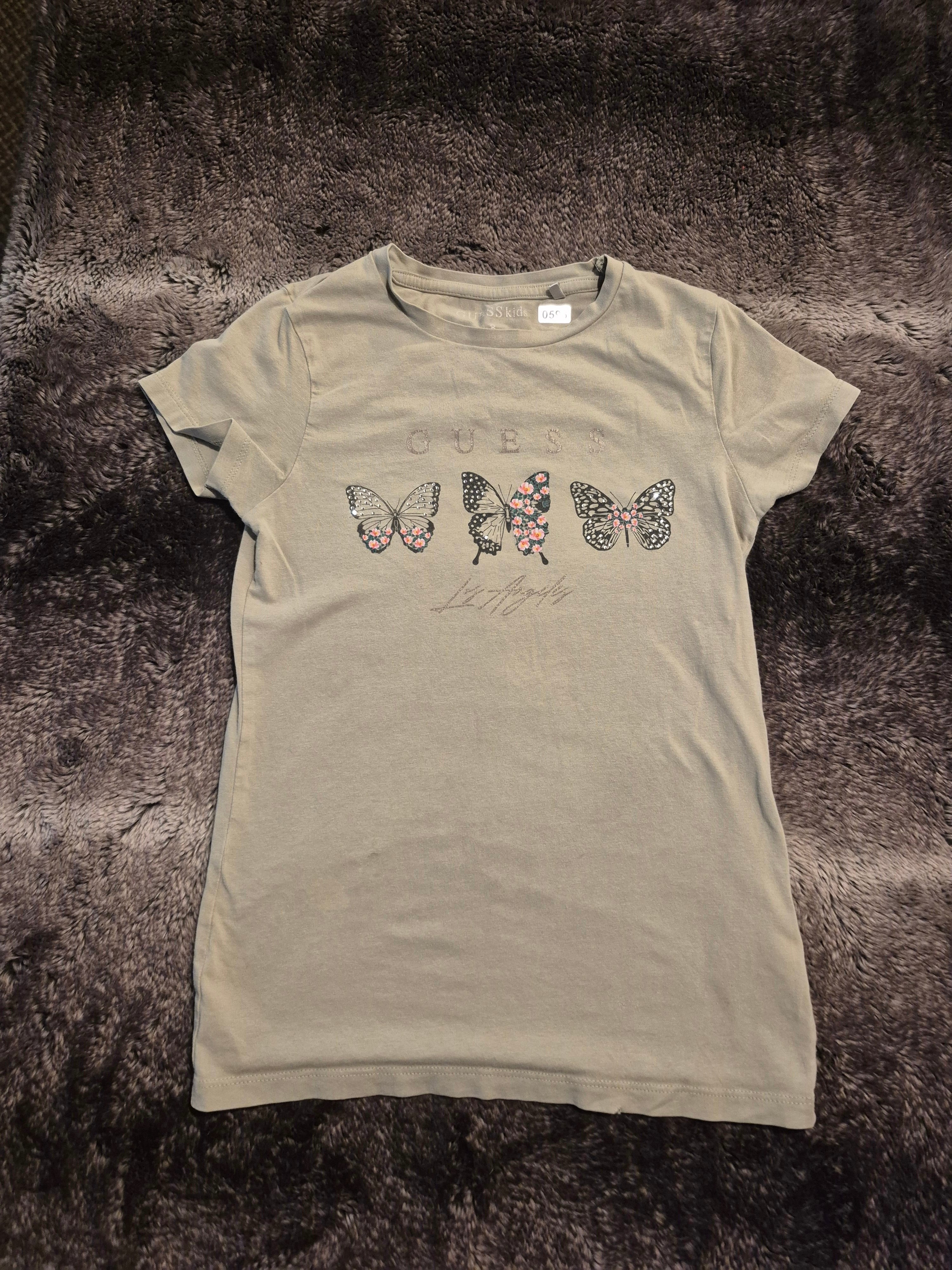 Green T-shirt Guess with butterfly print