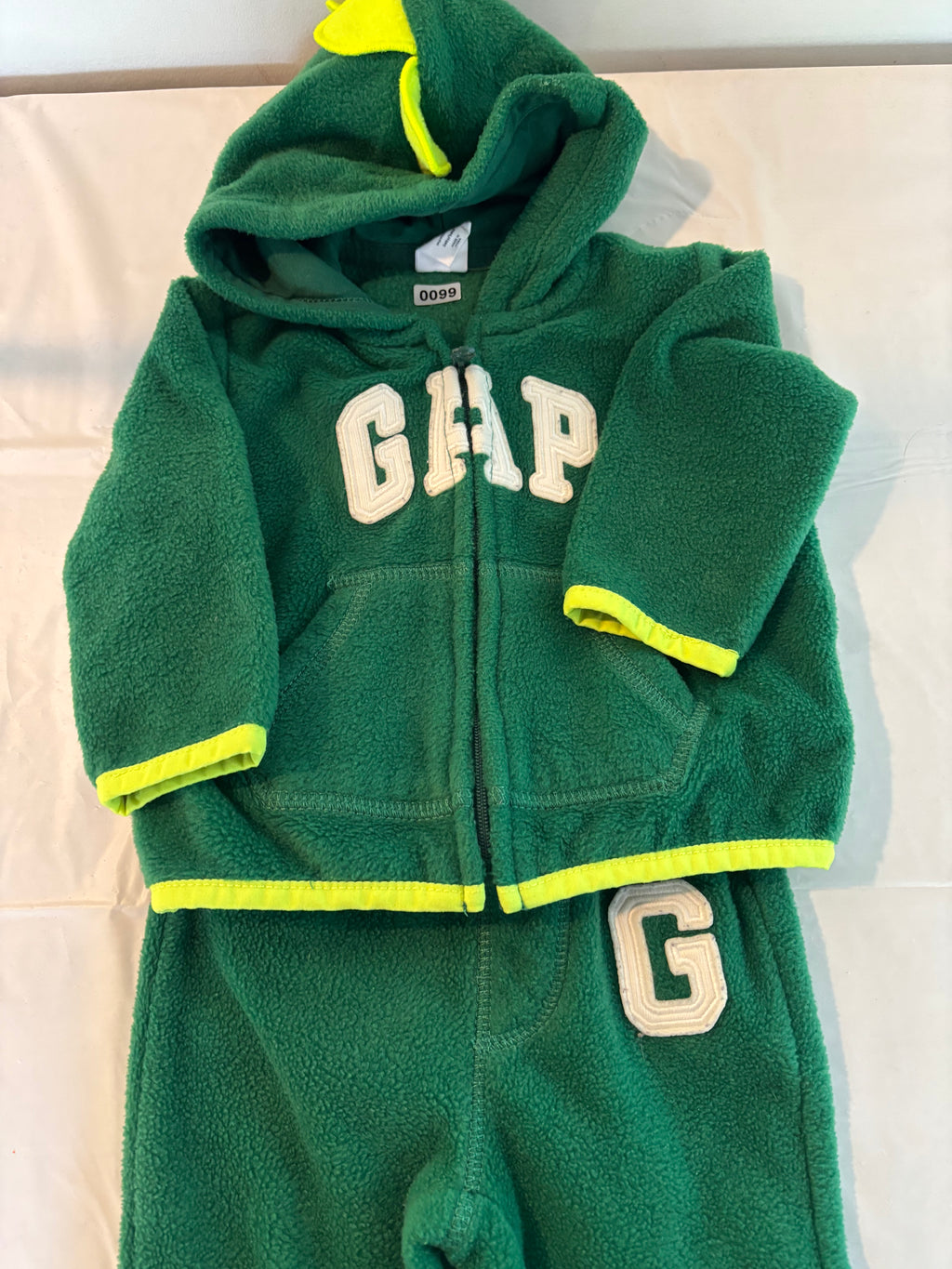 Gap track suit