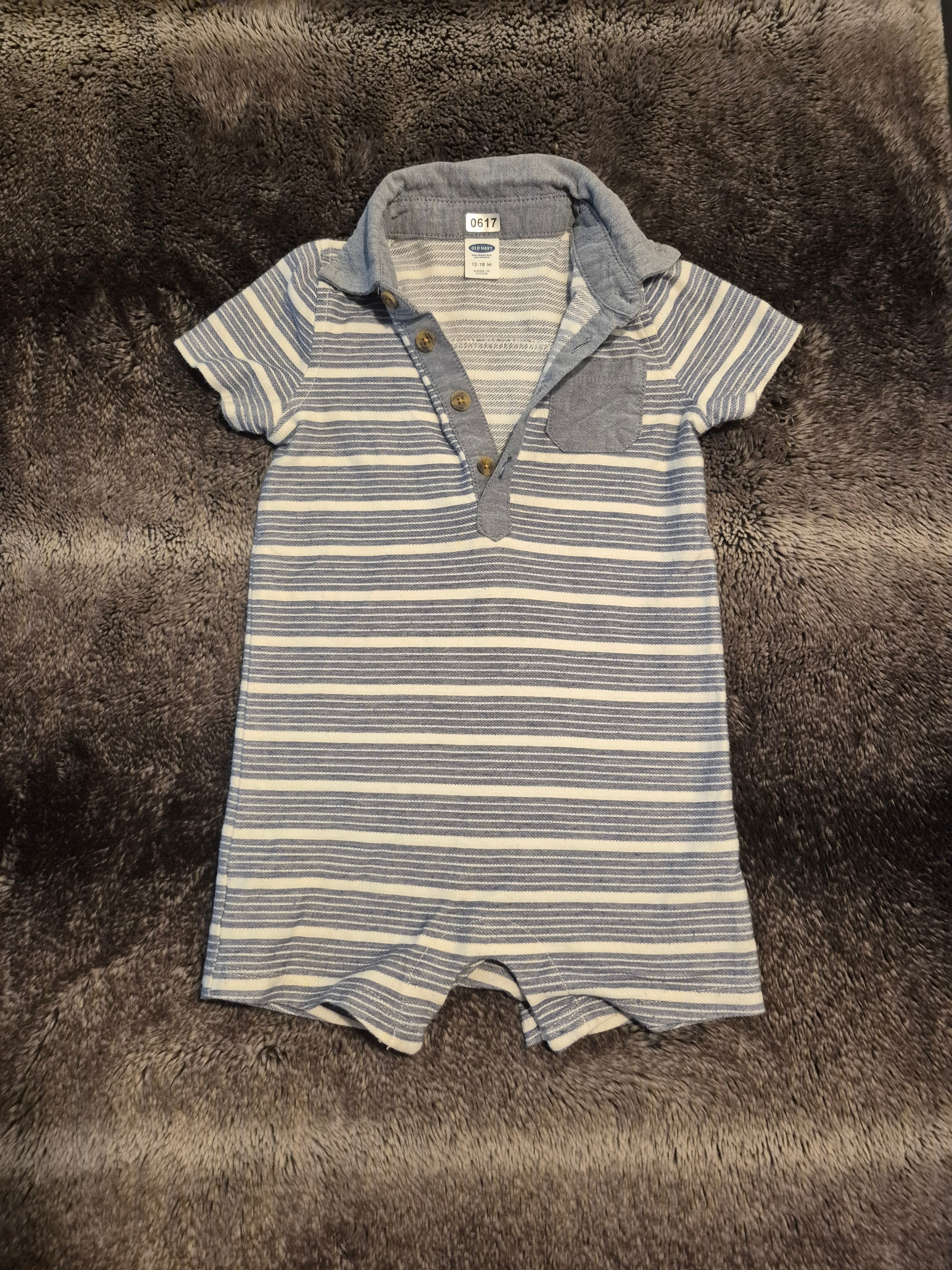 Shortsleeved romper striped