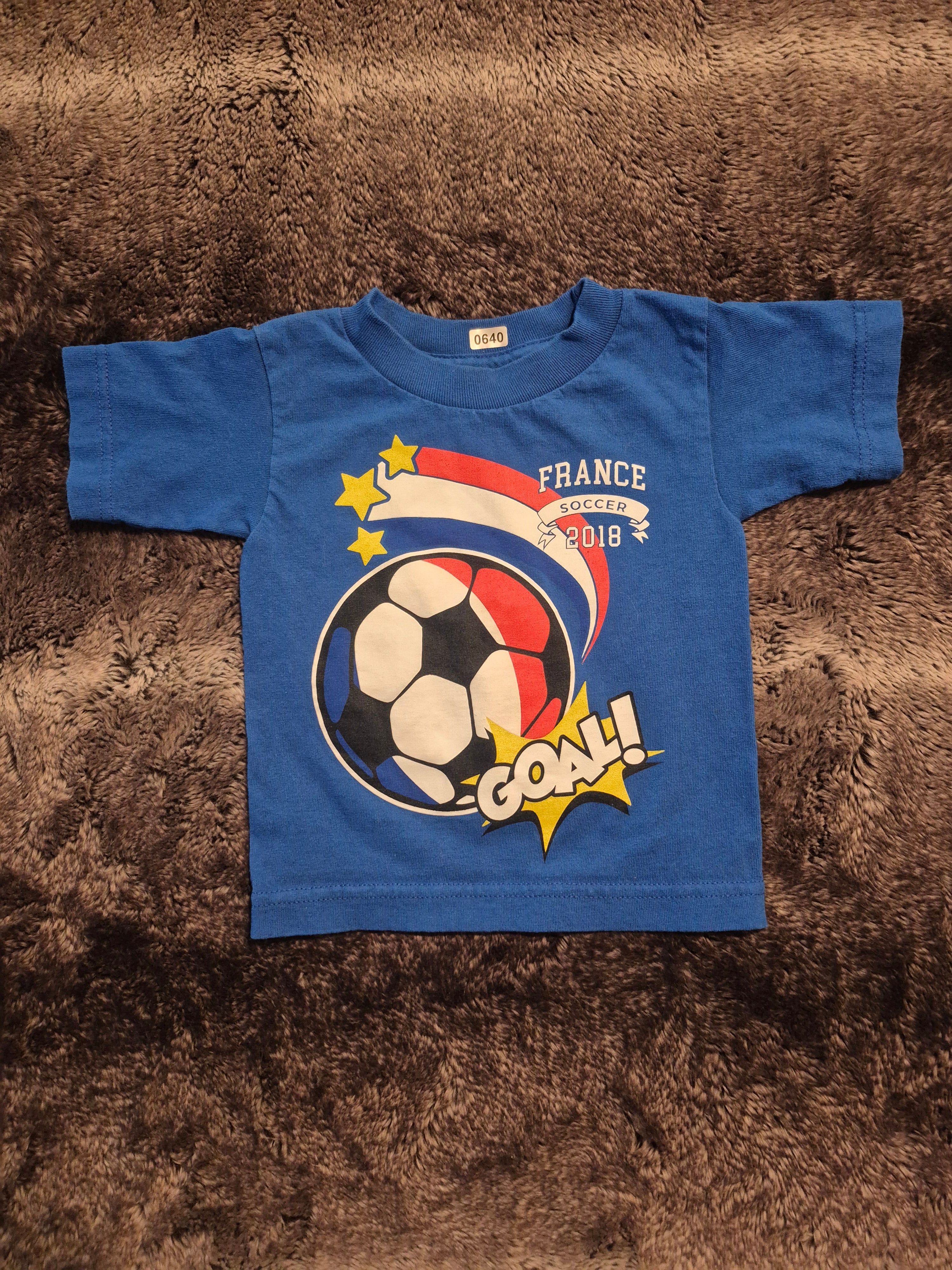 T-shirt soccer graphic “goal”