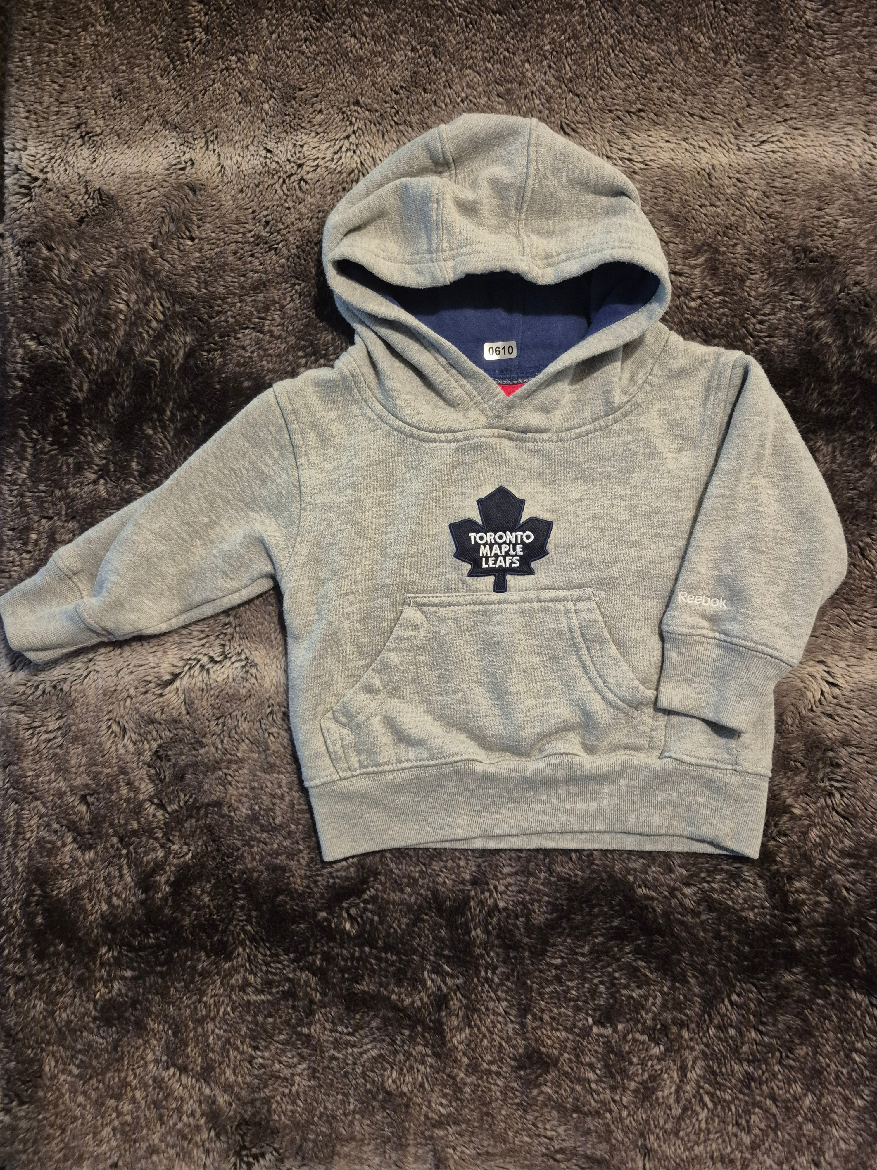 Toronto maple leafs hoodie