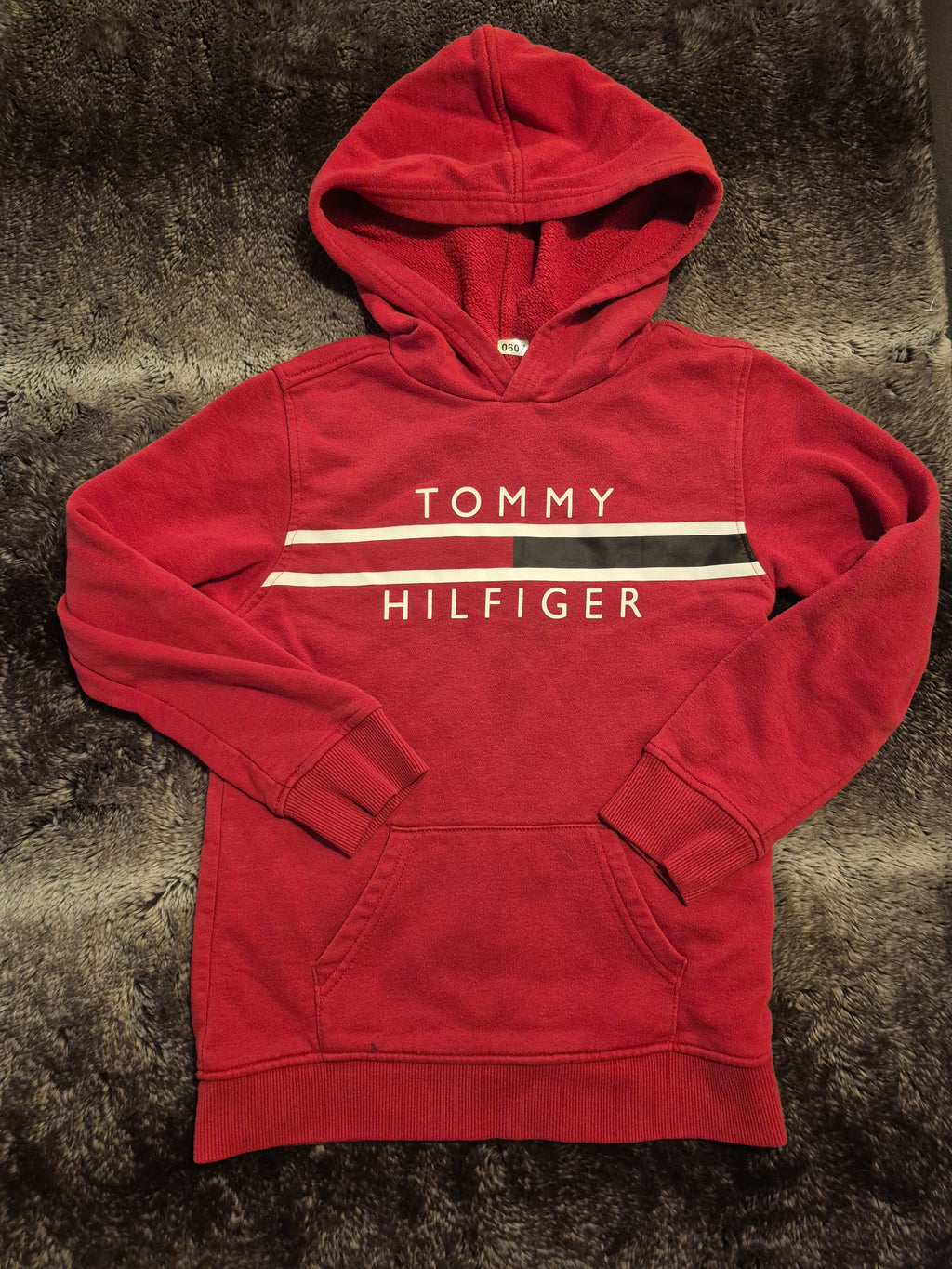 Tommy Hilfiger pull over sweater