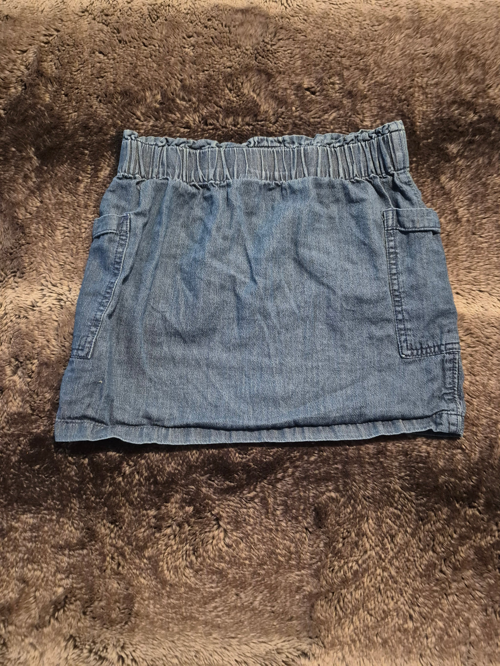 Blue skirt buttoned front