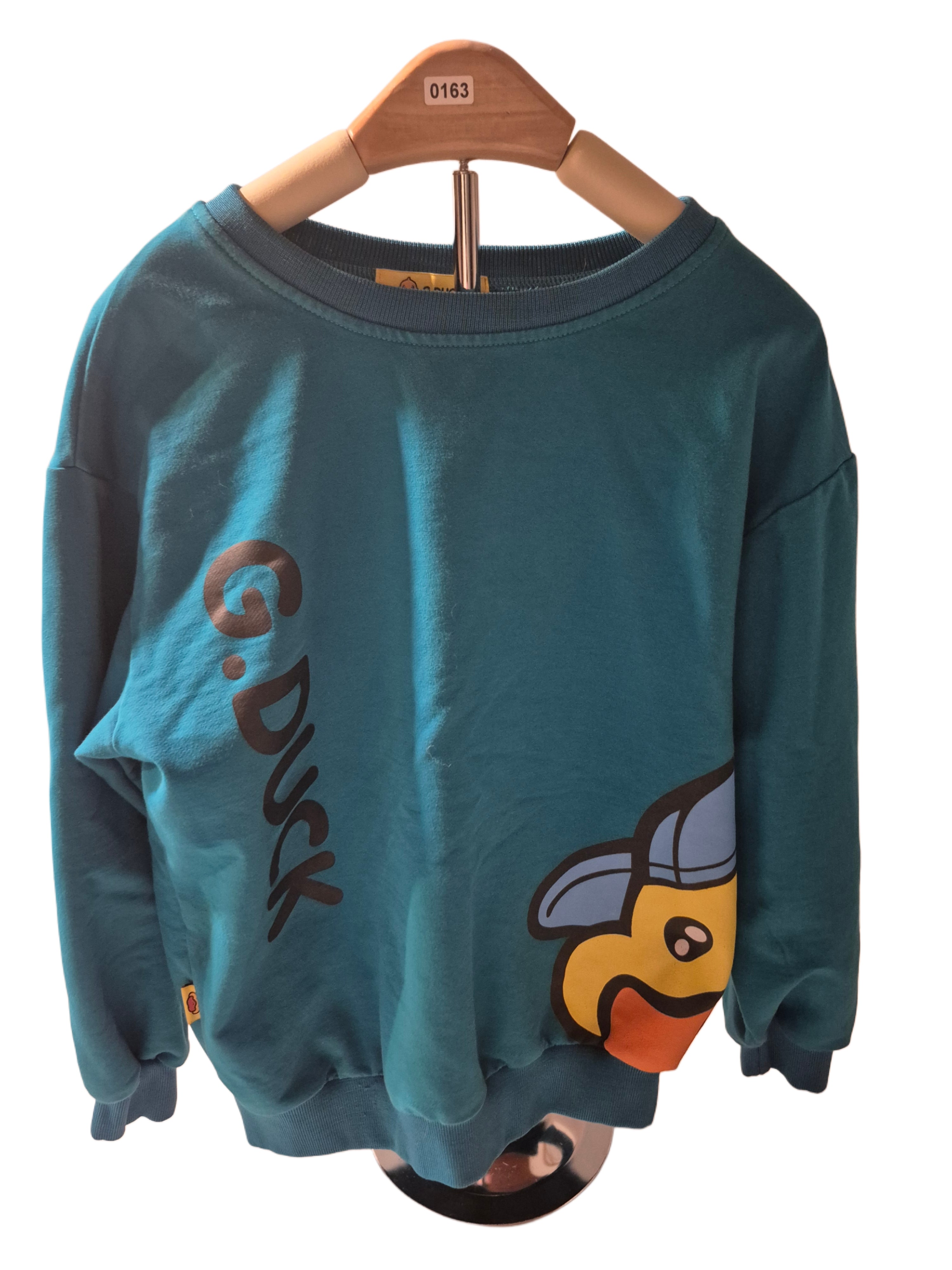 G.duck sweater